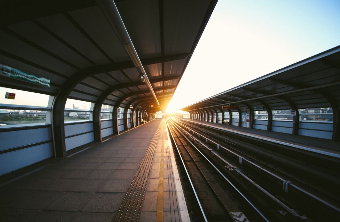 Contentieux multiples sur un projet de réhabilitation d’une ligne TGV et RER déclaré d’utilité publique Contentieux multiples sur un projet de réhabilitation d’une ligne TGV et RER déclaré d’utilité publique